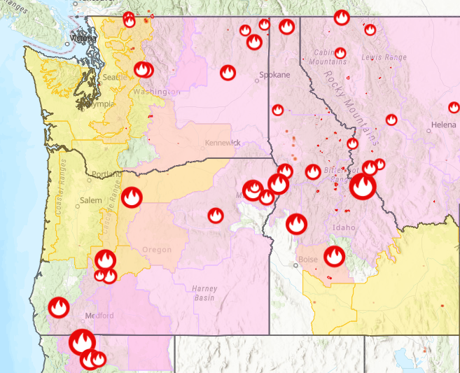 NIFC Active Fire Map showing wildfires across the Pacific Northwest